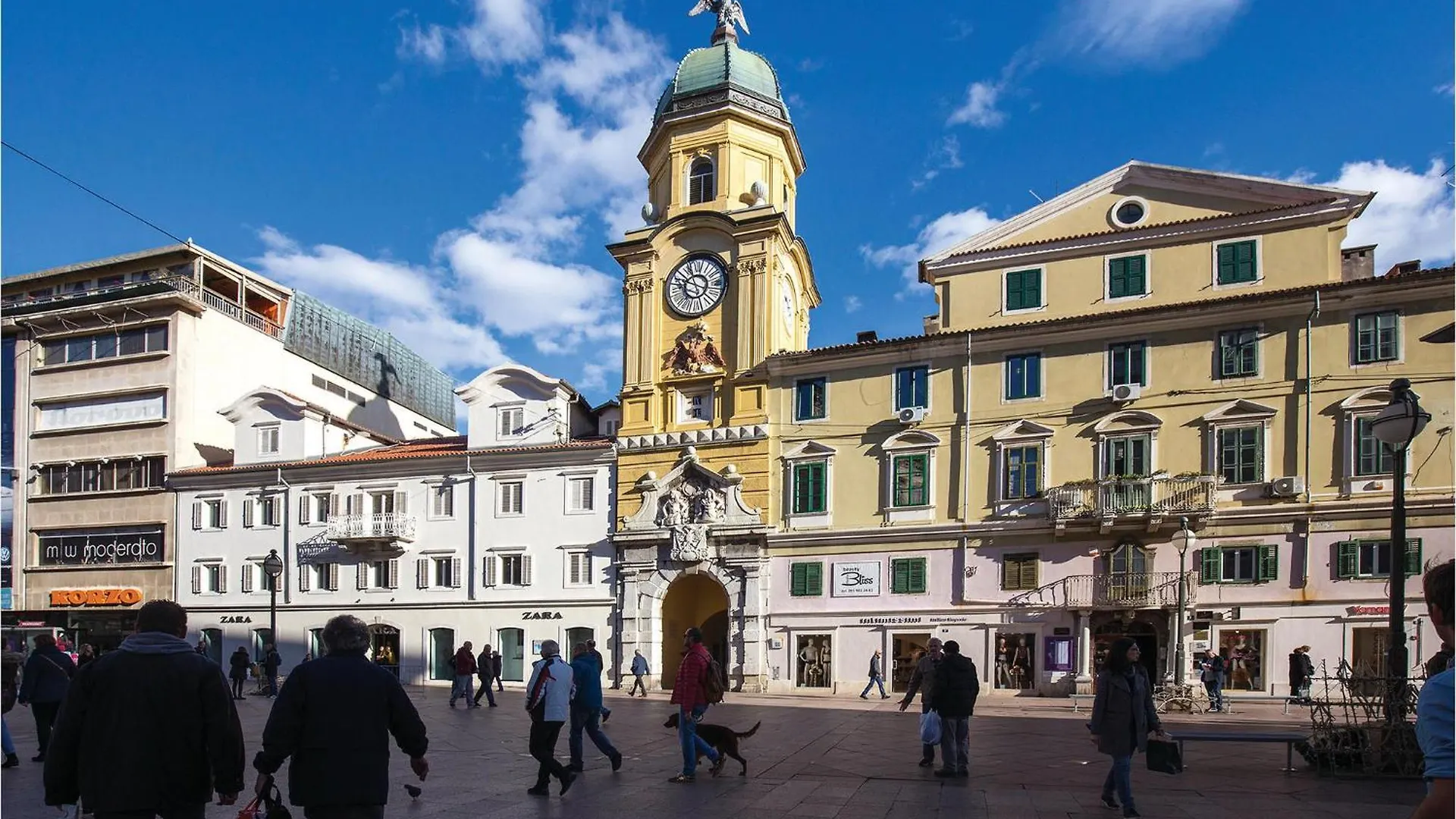 Awesome Apartment In Rijeka With Kitchen